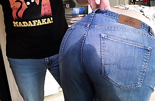 Pee Out Of Control - Spanking - 17:53min, Sale: $7