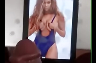 Tyra Banks Cum Tribute, she gets covered in her swimsuit