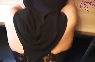 Arab in hijab gets her big ass dildoed and sodomized in the kitchen, beurette Nora Naise