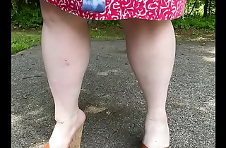 Fattyfeet420 showing her sexy mules