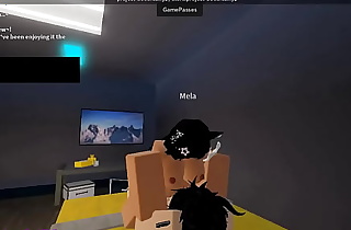 Thicc bitch gets fucked in a rich guy's dorm [ROBLOX]