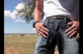 Roadside jeans pissing