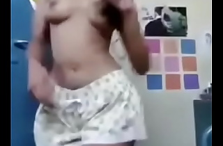 Indian college girl dancing mms