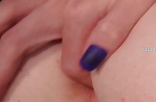 cutie fingering her butthole