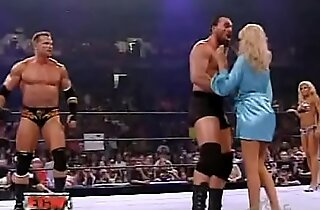 wwe - ECW Extreme Bikini Contest - Torrie Wilson vs. Kelly Kelly 2006 8-22