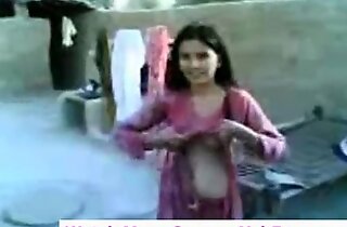 young indian girl in the same manner boobs and pussy