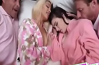 sex girls guys in and duo brothers sex in bedroom