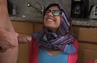 MIA KHALIFA - Arab Porn industry star Toys Her Snatch On Webcam Be expeditious for Her Admirers