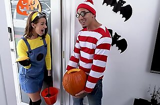 BANGBROS - Legal age teenager Evelin Stone Gets Bruno Dickemz's Dick In A Pumpkin
