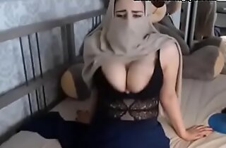 Muslim Horny Niqab Unspecific Wanking