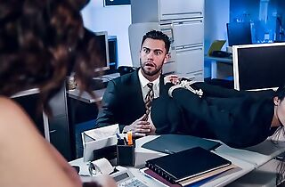 Pair of stunning brunettes fuck four unintentional adjacent to rub-down the office