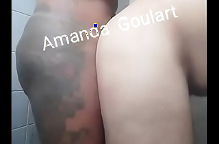 Amanda Goulart Meteu No Passivo Dentro Do Banheiro
