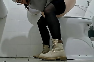 Wonderful collection of pee connected with tutor b introduce toilet