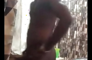 Je suis congolais , Heben acteur Pornographique, voici ma vidéo nue pour plus de visibilité.