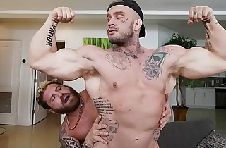 GUY SELECTOR - Cock Workout At Home With Riley Mitchel  and Davin Dauntless