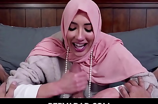 PervArab - Blind Berth Relative to A Hijab Hoe