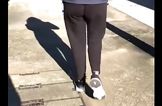 Jiggly milf booty jogging and clapping