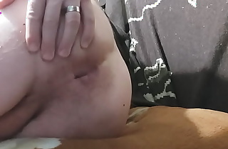 VID 178 Masturbare penetrare anala cu degetul (2min)