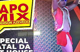 Stripper de Natal: TV PapoMix confere especial de Natal da HotHouse em São Paulo